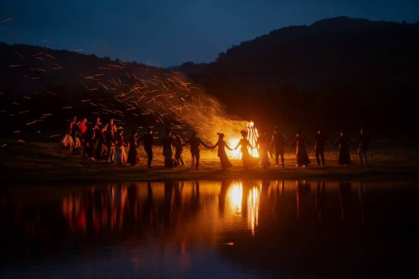 牛金财富 “燃”动清凉夏日 四川攀枝花盐边县民族火把节精彩纷呈｜图集